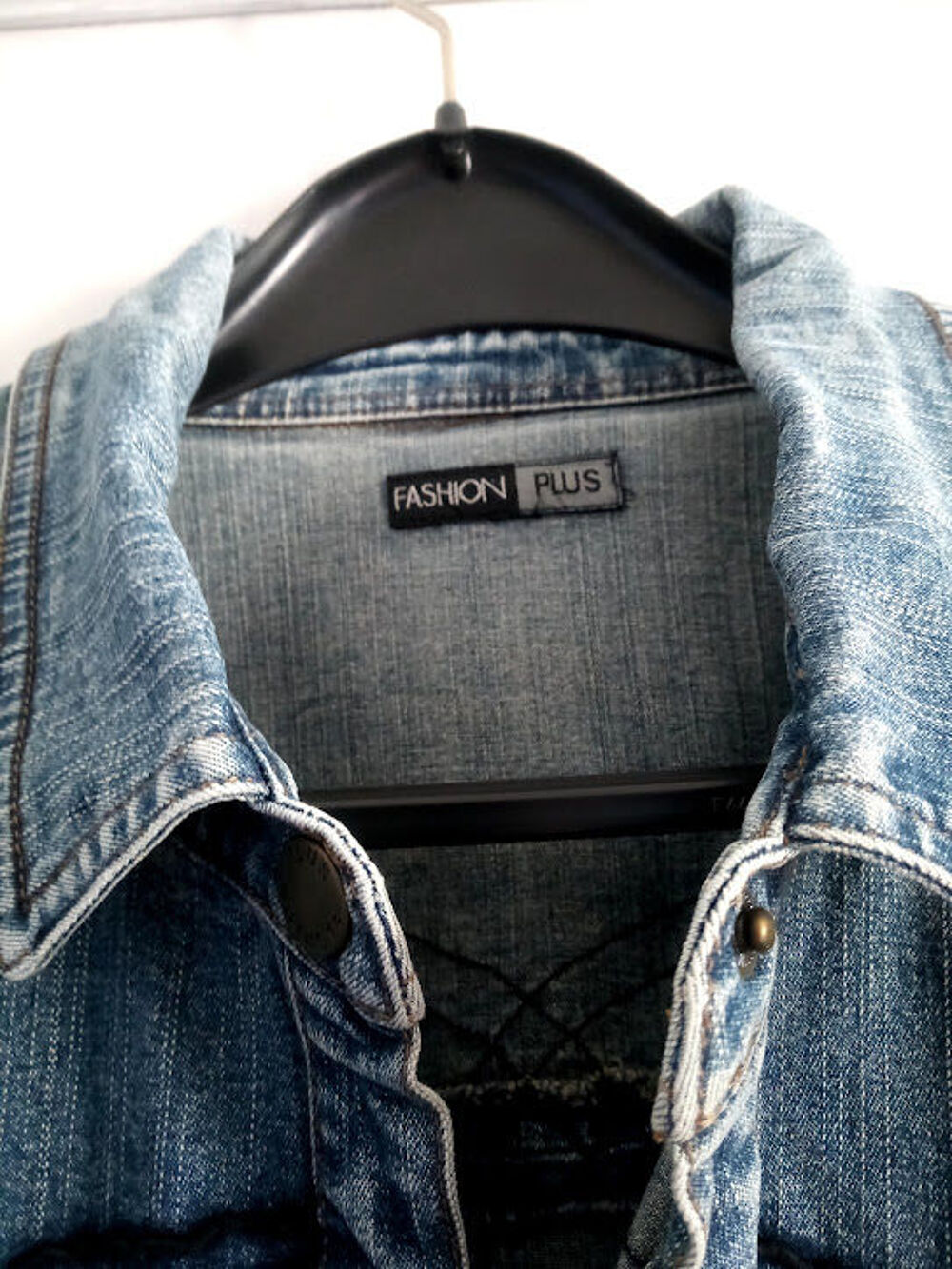 blouson jean brod&eacute; , vintage Vêtements