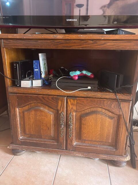 Salon/Salle � manger 150 Carpentras (84)