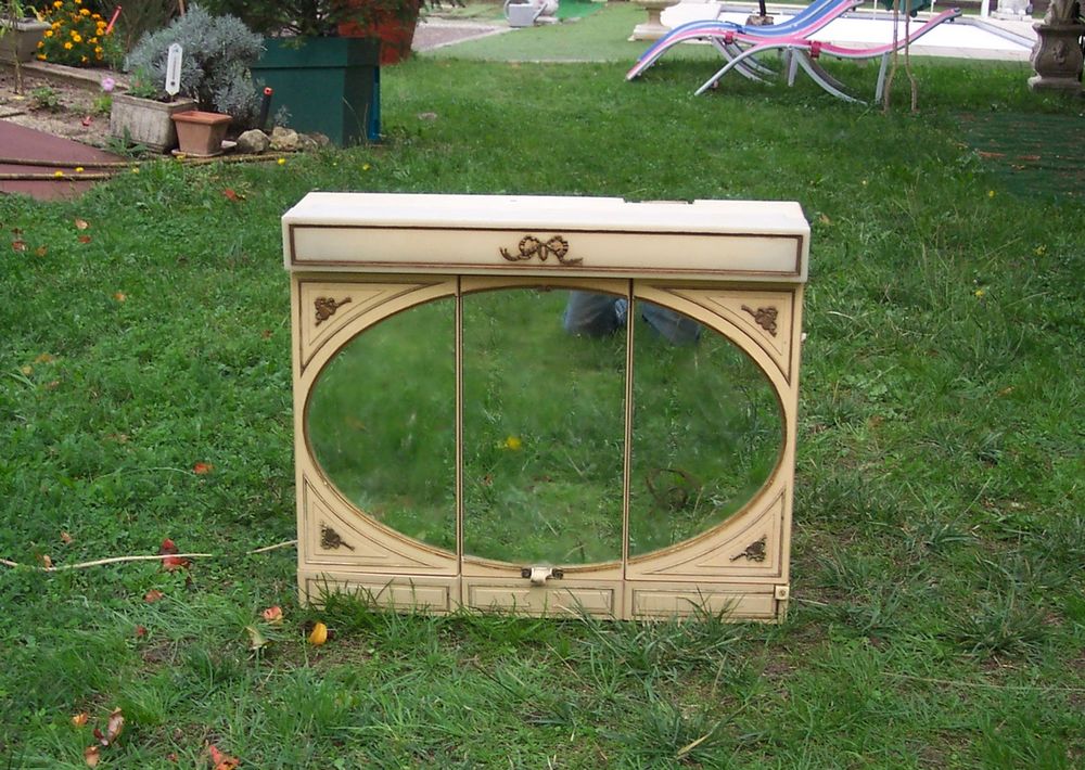 ARMOIRE DE TOILETTE Meubles