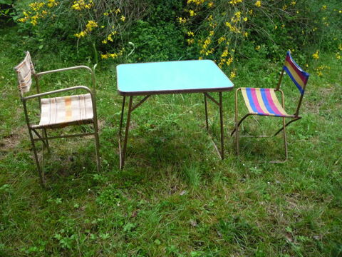 Table camping vintage/1 chaise /1 fauteuil 10 Castres (81)