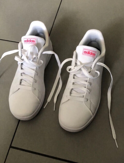 Adidas baskets femme Taille 38 2/3 35 Talange (57)