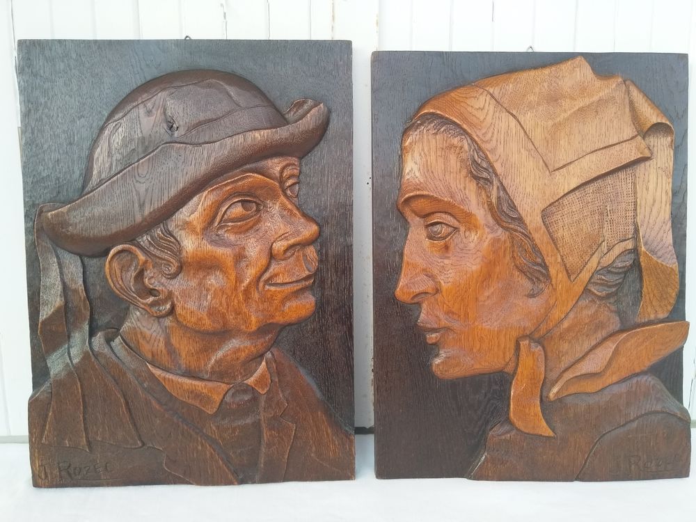 Portraits en bois sculpt&eacute; (Paire de) Dcoration