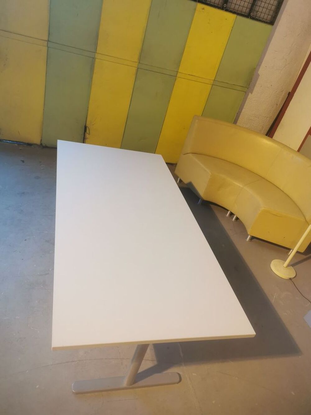Lot de 2 grands bureaux professionnels Meubles