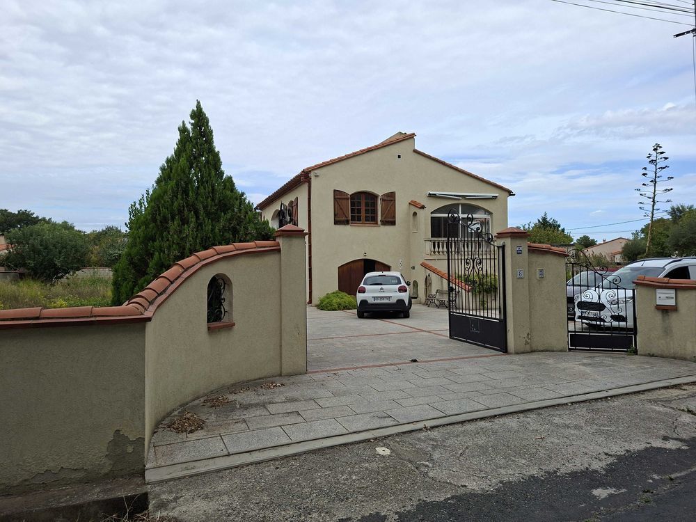Vente Maison Villa 7 pièces 210 m2 Pézilla-la-rivière