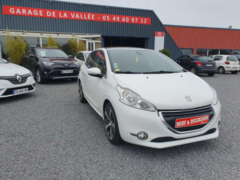 Peugeot 208 1.6 e-HDi 115ch FAP BVM6 Féline