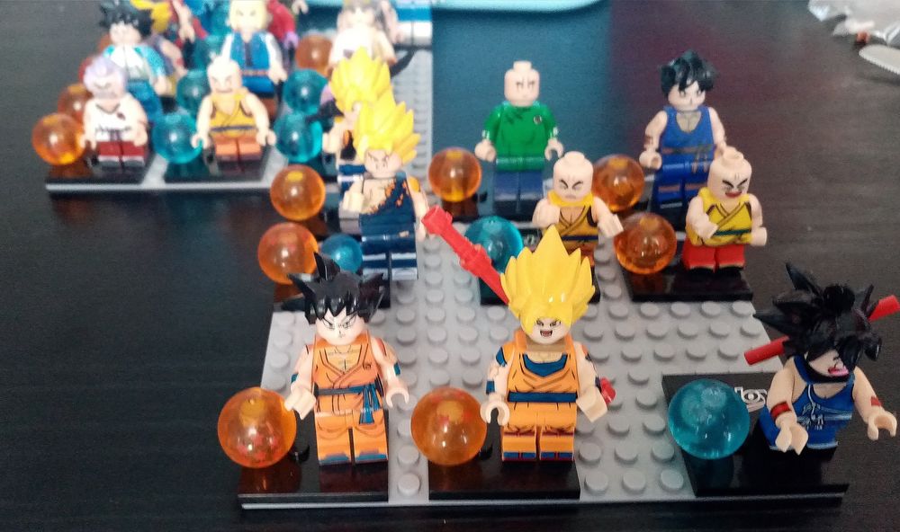 Dragon ball 22 figurines lego Jeux / jouets