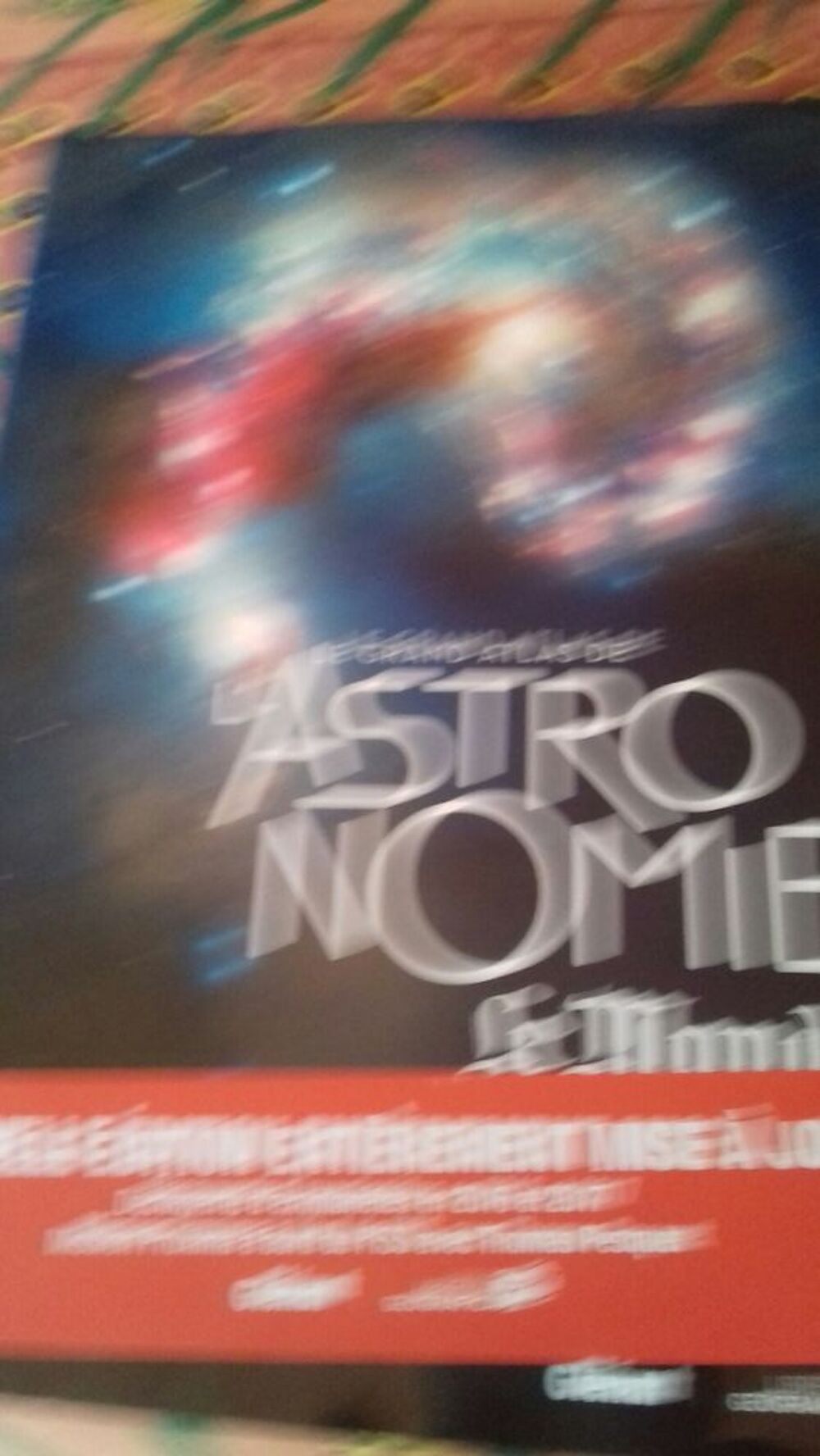 Livre Le grand ATLAS de l ' Astronomie Livres et BD