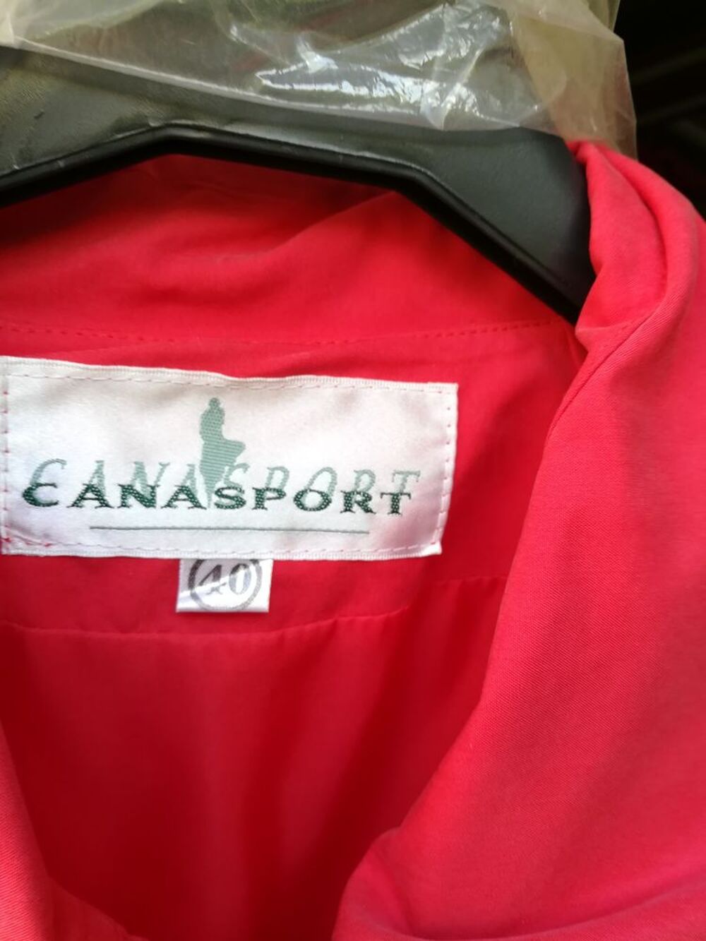 Imperm&eacute;able CANASPORT Vtements