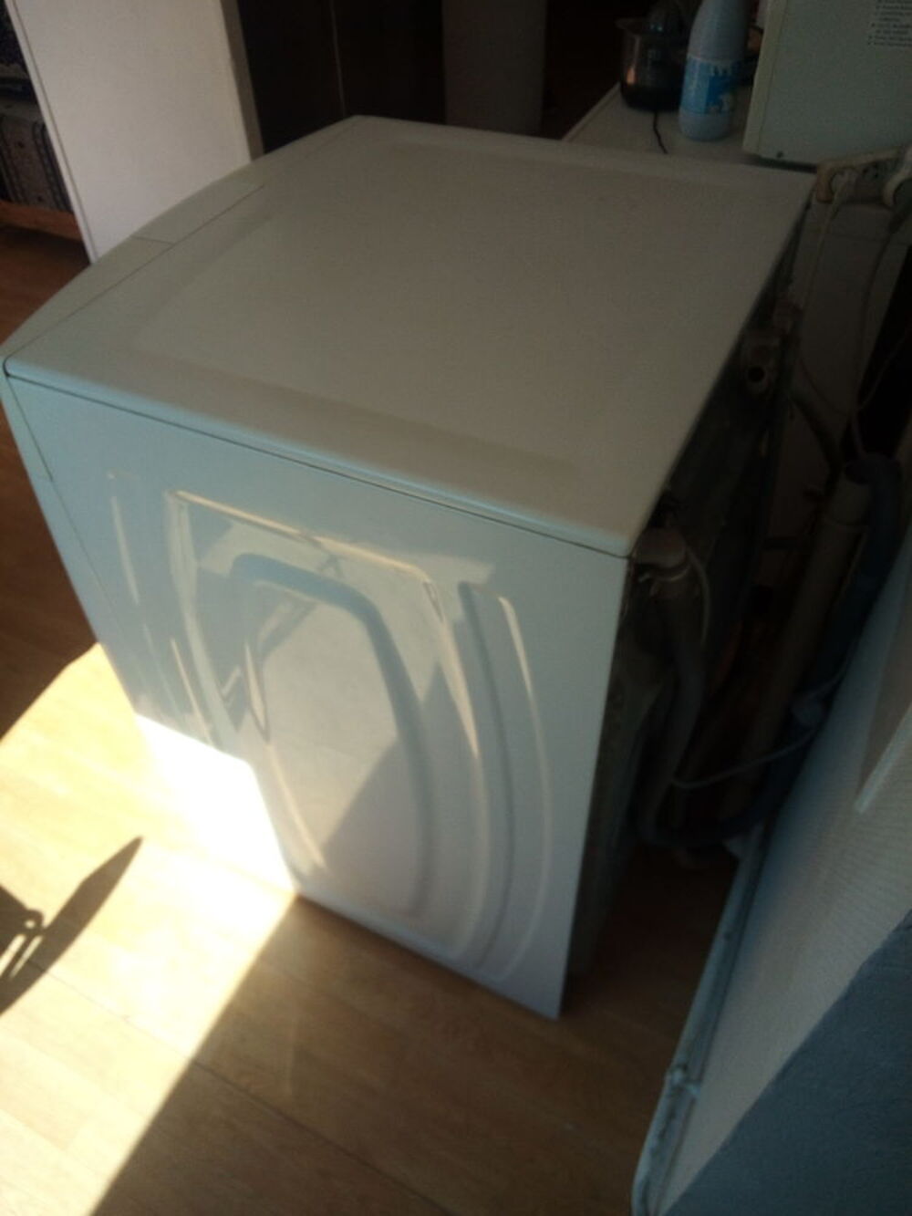 Bonjour je met en une machine &agrave; laver en bonne &eacute;tat . Electroménager