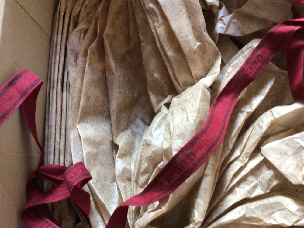 Bo&icirc;te aimant&eacute;e GUCCI pour maroquinerie Maroquinerie