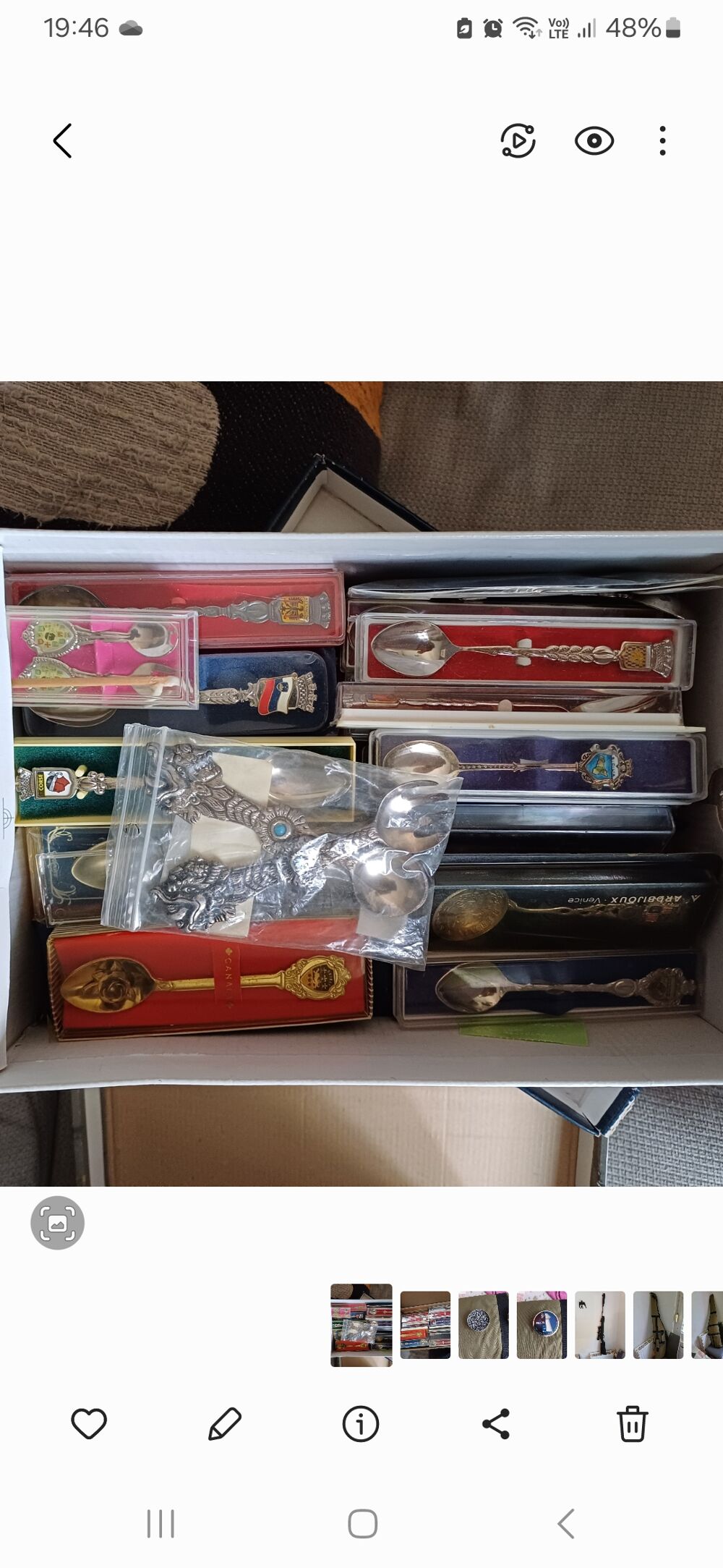 Petite cuill&egrave;re de collection neuve d&eacute;tour les pays Cuisine