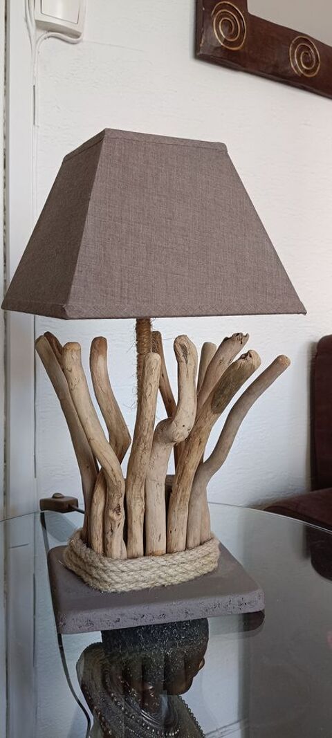 Lampe bois flott�  50 Montlu�on (03)