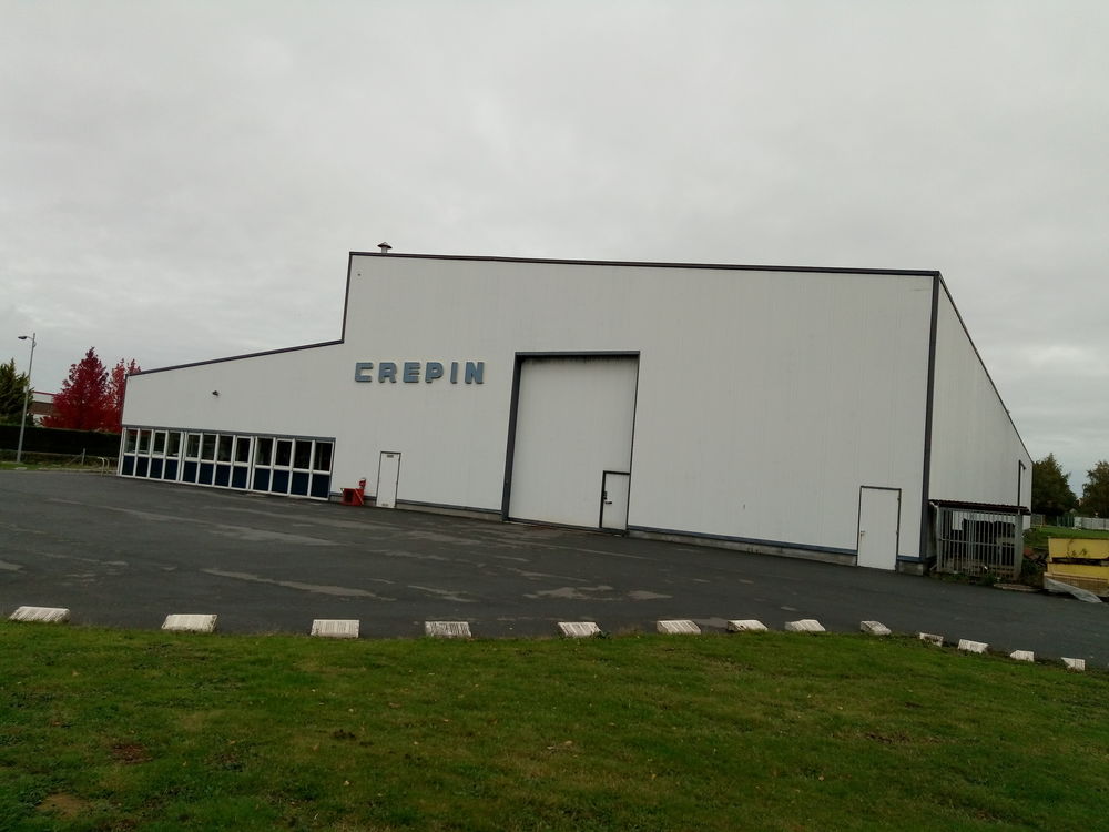 Location Autre ENTREPOTS INDUSTRIELS/ LOCAUX D ACTIVITES Ruitz