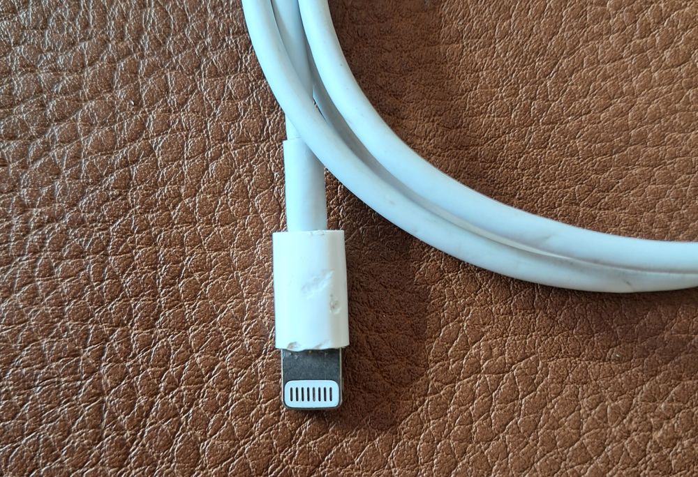 c&acirc;ble Apple lightning original pour iPhone longueur 1 m&egrave;tre Téléphones et tablettes