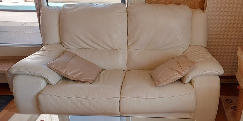 CANAPE CUIR BLANC ET FAUTEUIL Meubles