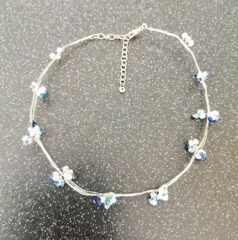 Collier de perles en lapiz lazuli (bleues) et rsine 12 Puteaux (92)