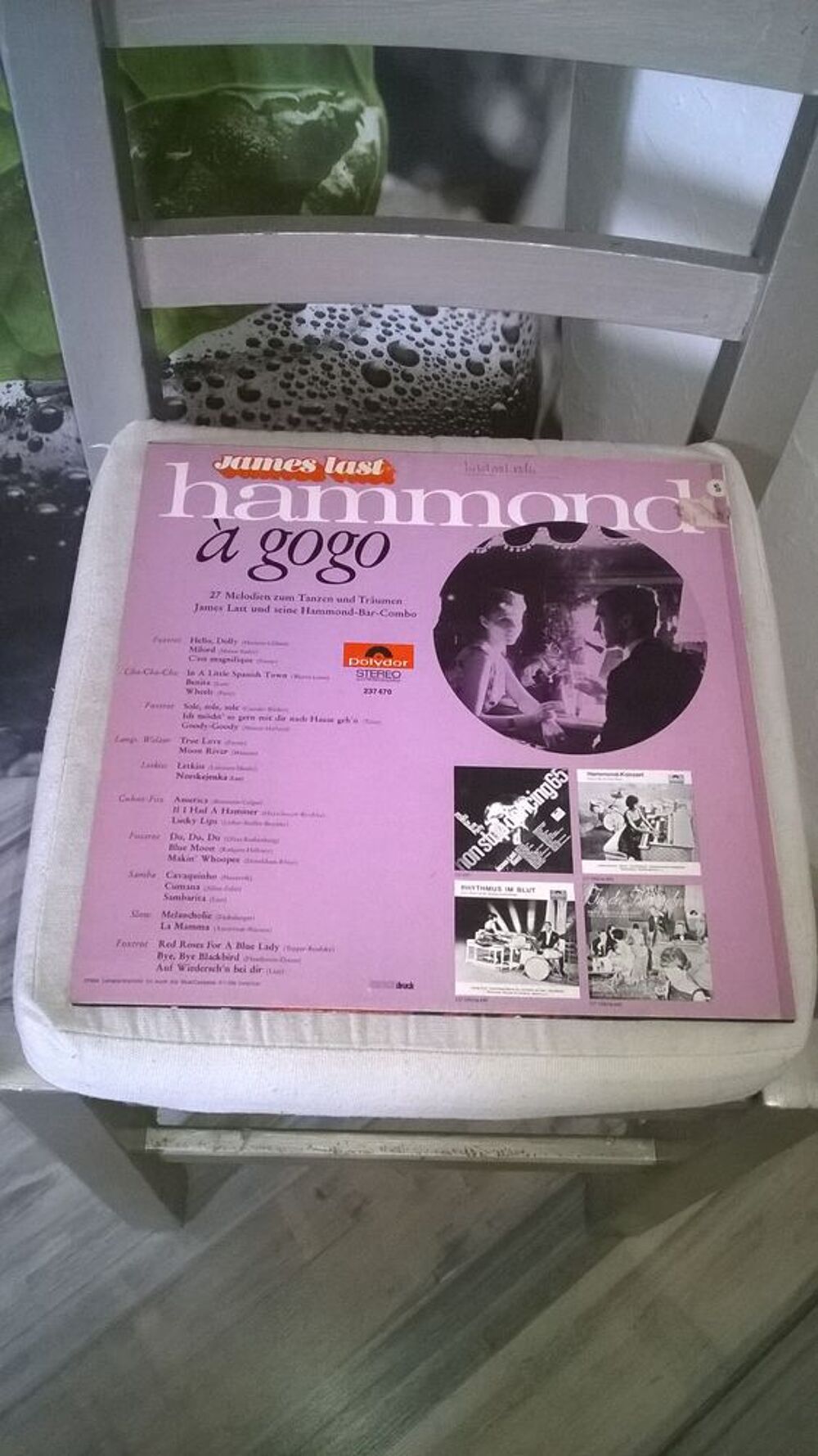 Vinyle James Last &amp; His Hammond Bar Combo
Hammond &Agrave; Gogo
1 CD et vinyles