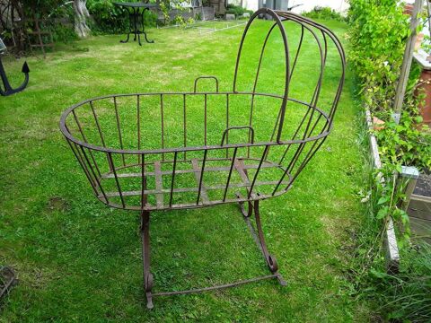 ancien berceau 30 Sainghin-en-M�lantois (59)