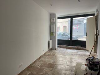 Location Autre - local commercial de 25 m² Tonnerre