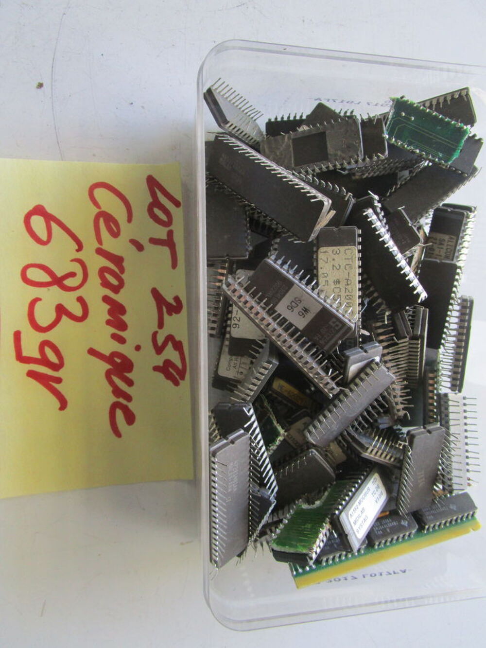 Eprom c&eacute;ramique Matériel informatique