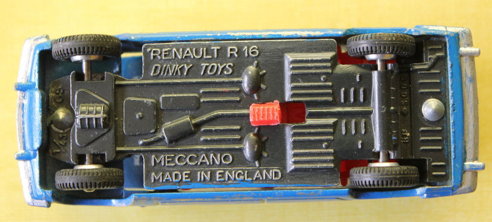 Dinky Renault R 16 