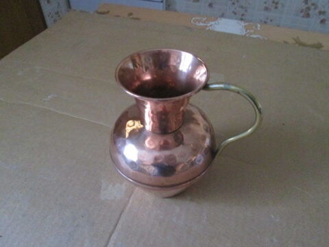Vase en cuivre  10 Castres (81)