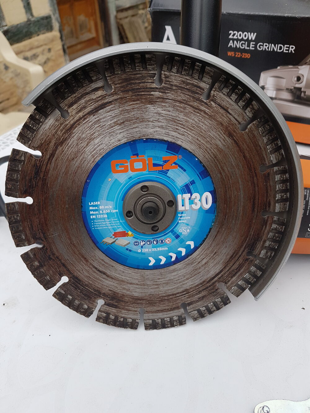 Meuleuse AEG + Disque Diamant Bricolage