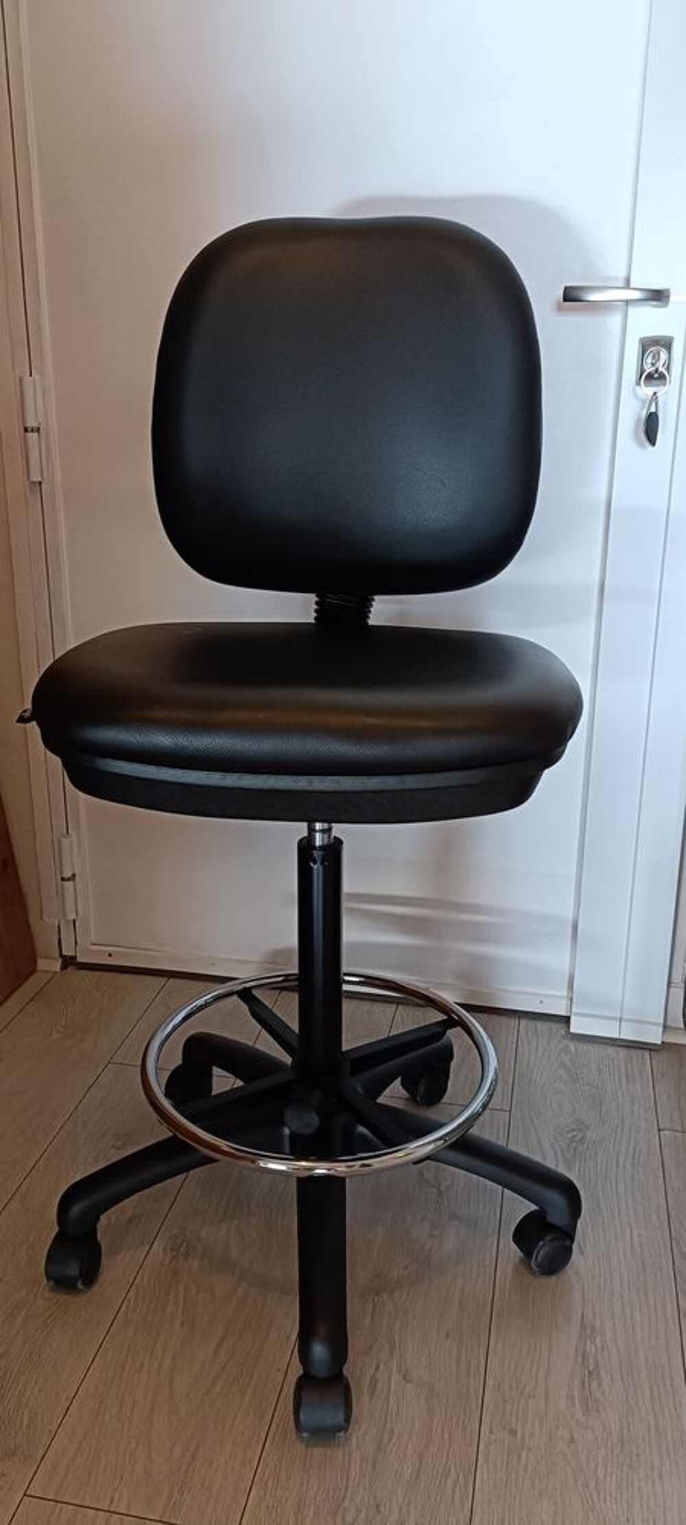 Chaise de bureau &agrave; roulettes Meubles