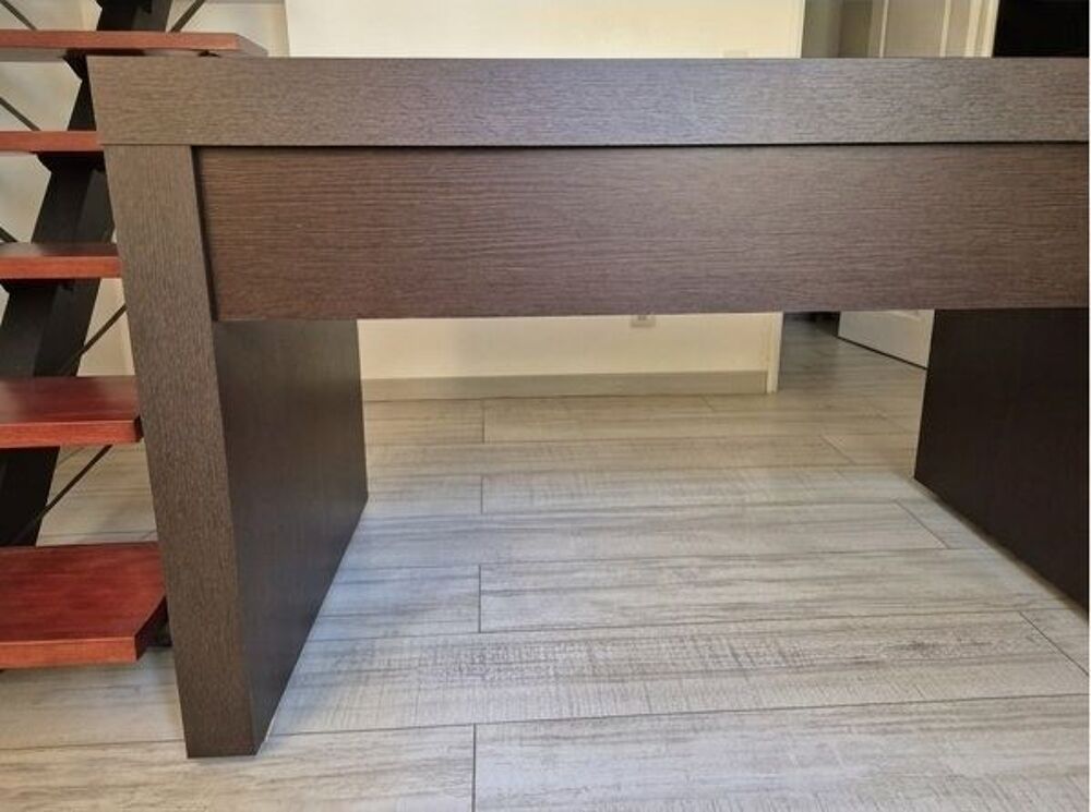Grand bureau design weng&eacute; / brun fonc&eacute; - 150 x 70 cm Meubles