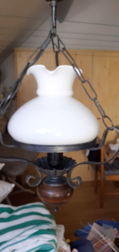 lustre 30 Saint-Quentin (02)