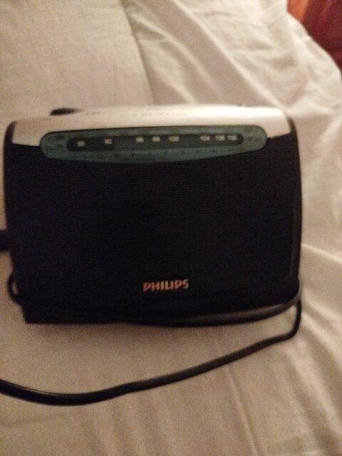 radio portable 11 Toulon (83)