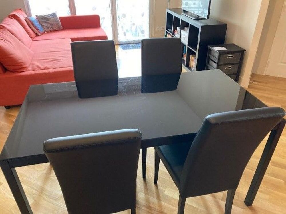 Table/bureau en verre noir Meubles