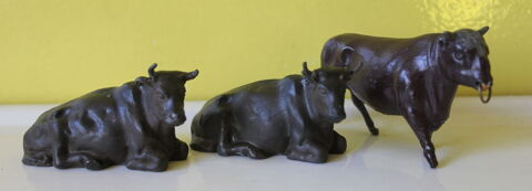 Vaches et taureau plomb creux BRITAINS 20 Issy-les-Moulineaux (92)