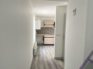  Appartement à louer 3 pièces 65 m²