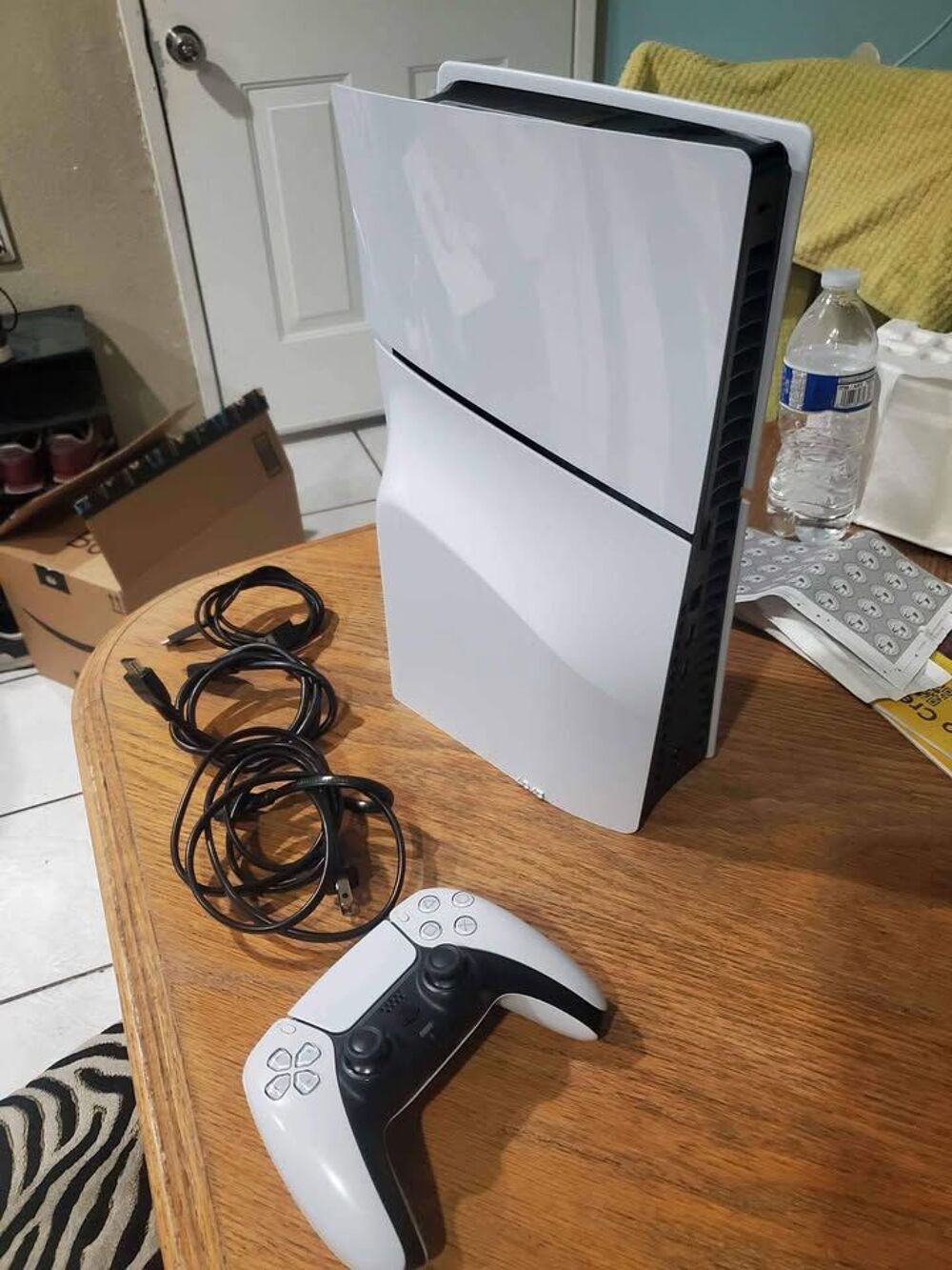 Ps5 Slim Disc Edition avec manette Playstation 5 Consoles et jeux vidos