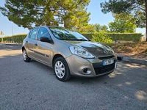 Clio III 1.2 16V 75 eco2 Expression Clim Euro 5 2012 occasion 34690 Fabr&egrave;gues