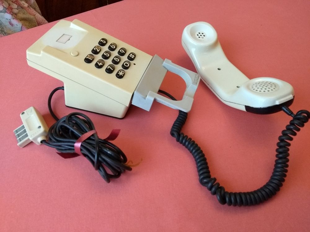 T&eacute;l&eacute;phone filaire blanc cass&eacute; &agrave; touches Téléphones et tablettes