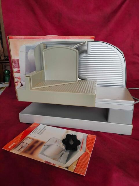 Trancheuse universelle bifinett 40 Avermes (03)