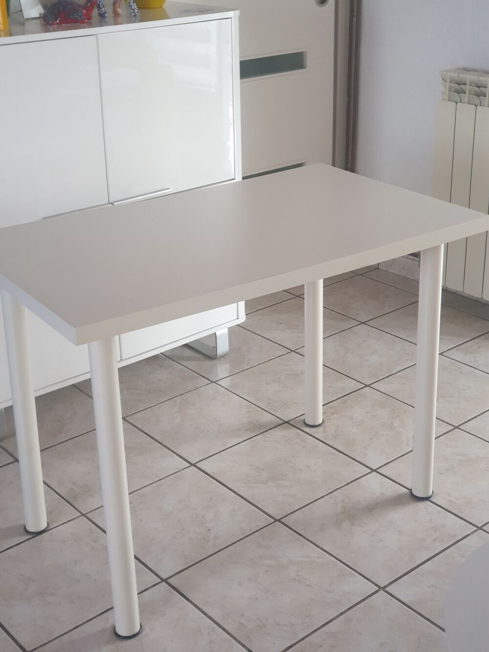 Bureau/table blanc 100 x 60x74 Meubles
