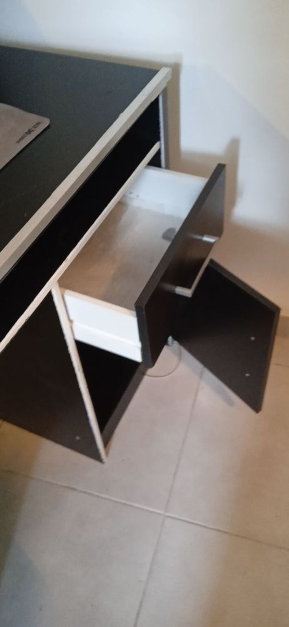 un bureau Meubles