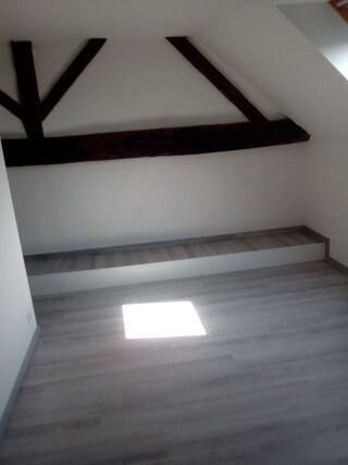  Maison à louer 4 pièces 102 m²