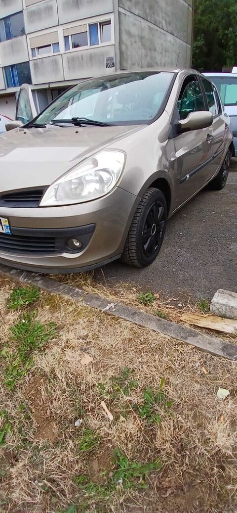 Renault clio iii clio 1.5 litres dci ann&eacute;e 2008