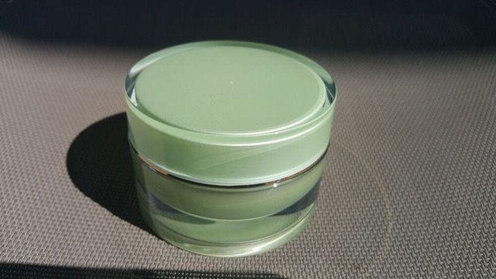Pots cosm&eacute;tiques vides neufs Dcoration