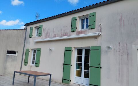 store banne coffre électrique
0 Fontcouverte (17)