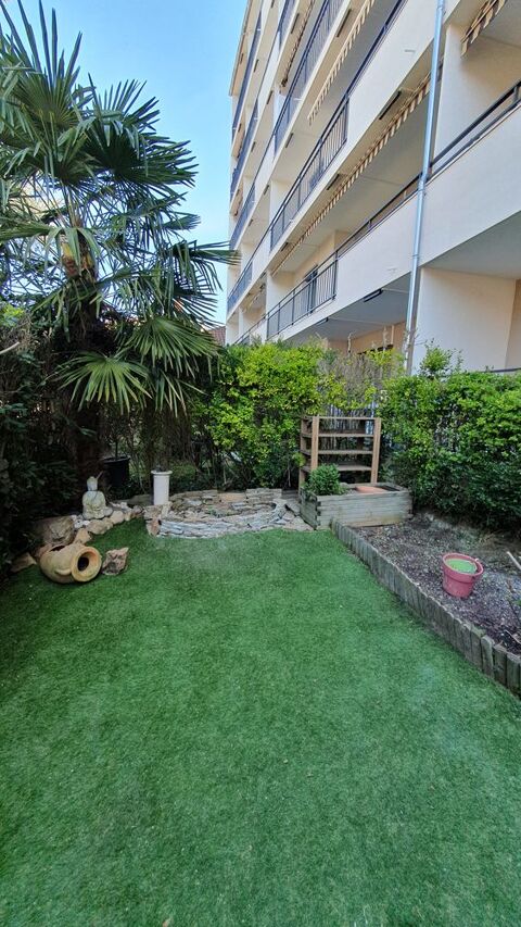   Studio 40m� meubl� lumineux avec jardin. Appartement - 1 pi�ce(s) - 40 m�