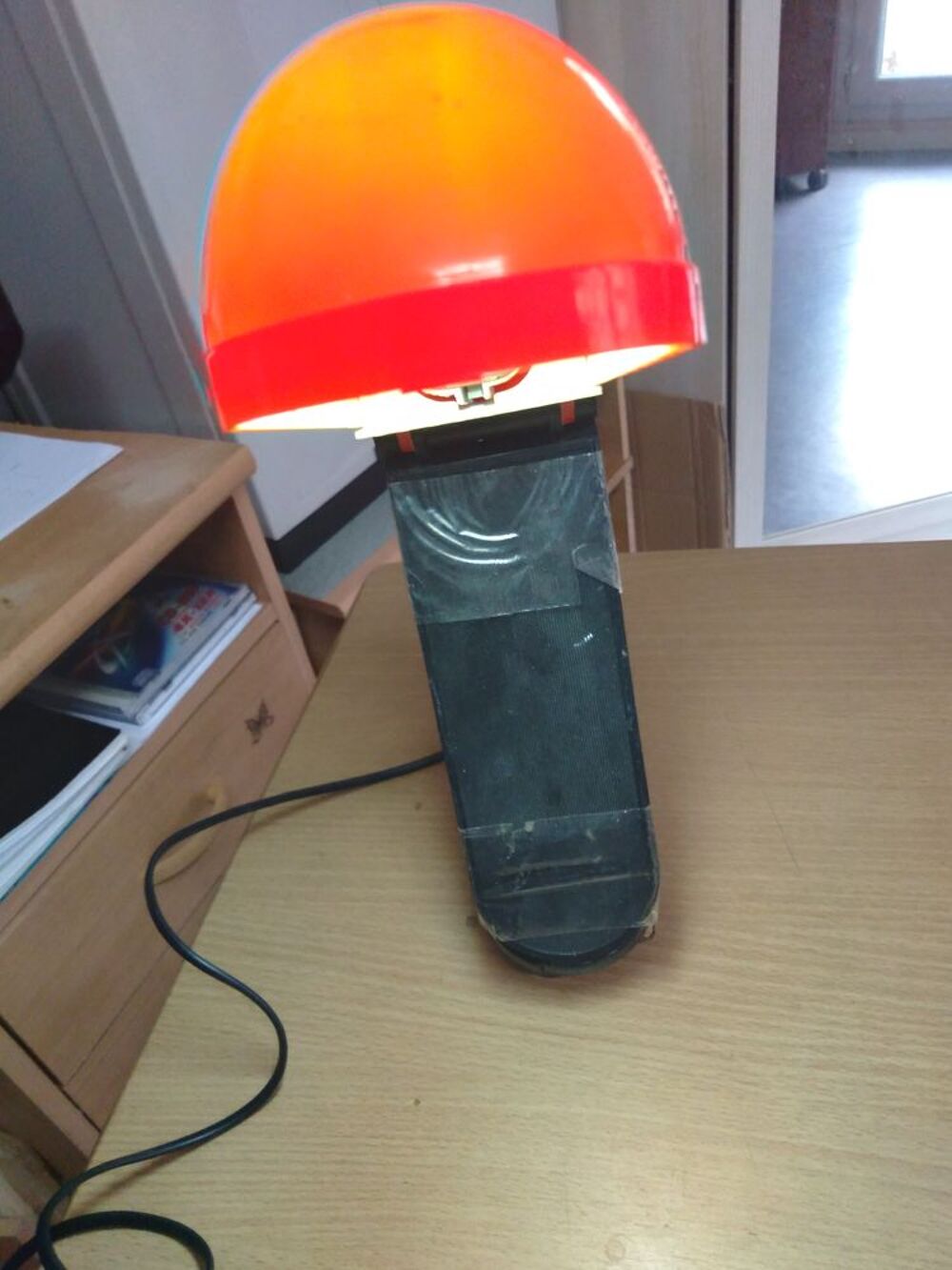 LAMPE BUREAU. Meubles