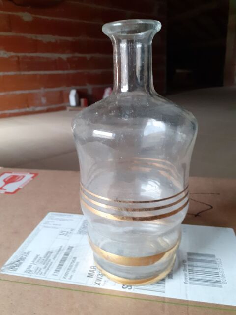 Carafe � liqueur 4 Grisolles (82)