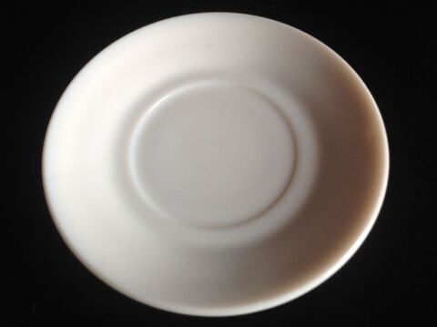 SOUCOUPE OU SOUS TASSE BLANCHE ARCOPAL Envoi Possible 2 Trgunc (29)