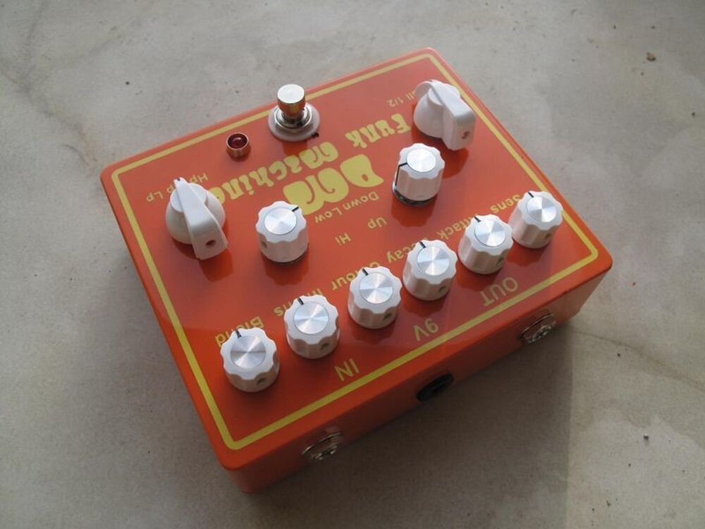 DM Funk Machine, enveloppe filter handmade et unique Instruments de musique