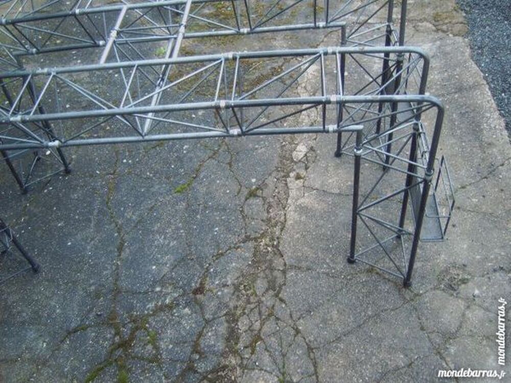 j'ai des pied fer forg&eacute; modulable Décoration